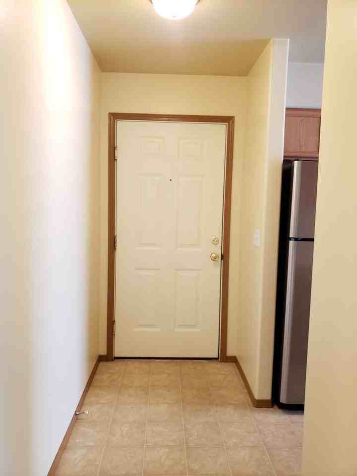 Parkside Condos - Photo 4 of 24