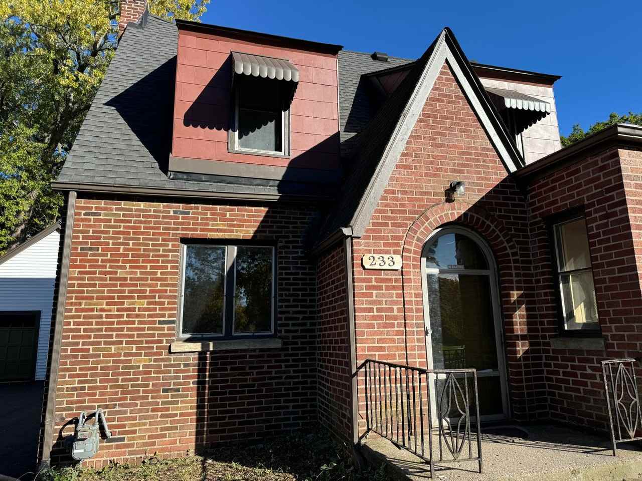 233 Highlake Ave - Photo 2 of 50