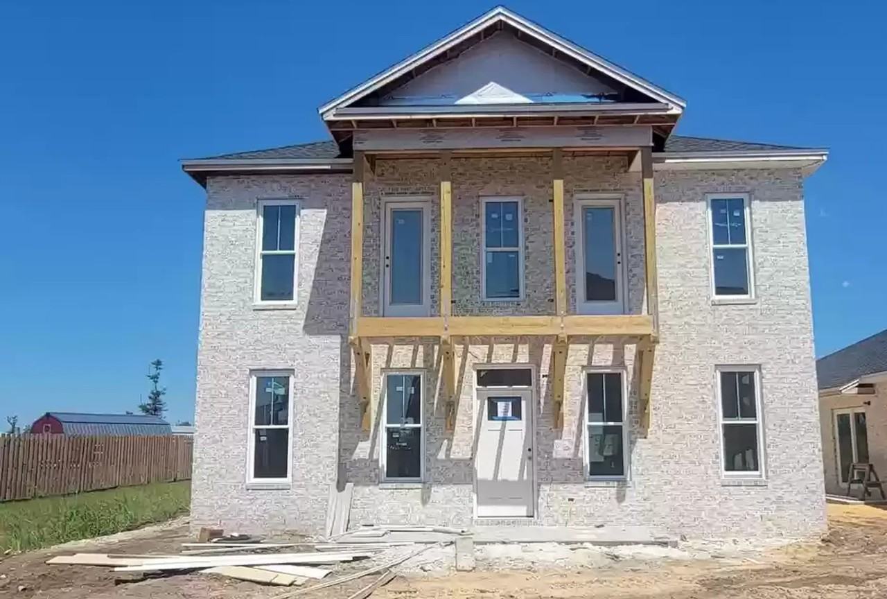 3537 Mill Point Cv - Photo 3 of 15