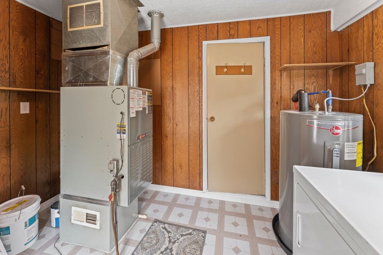 1749 Kepley Rd - Photo 6 of 13