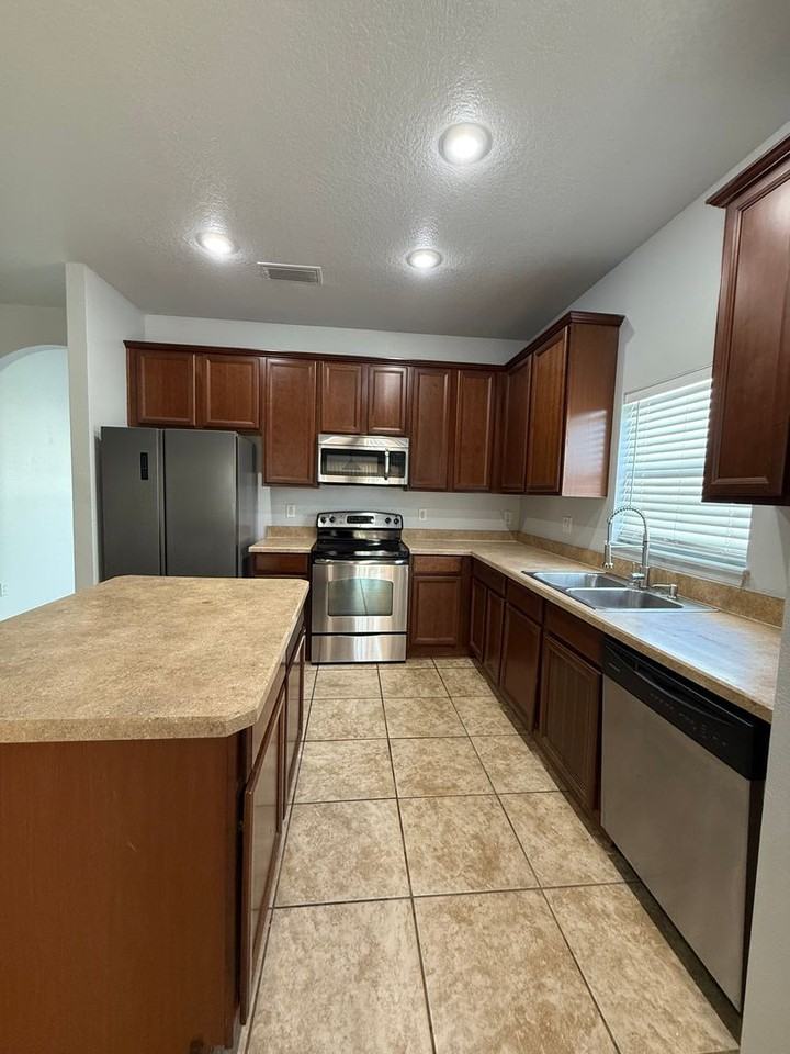 368 Conch Key Way - Photo 5 of 14