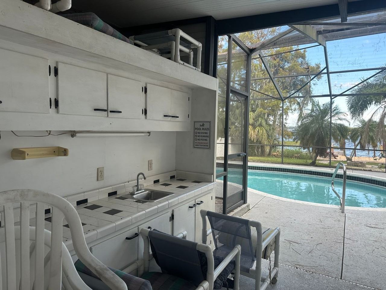 1155 Shady Cove Rd E - Photo 6 of 10