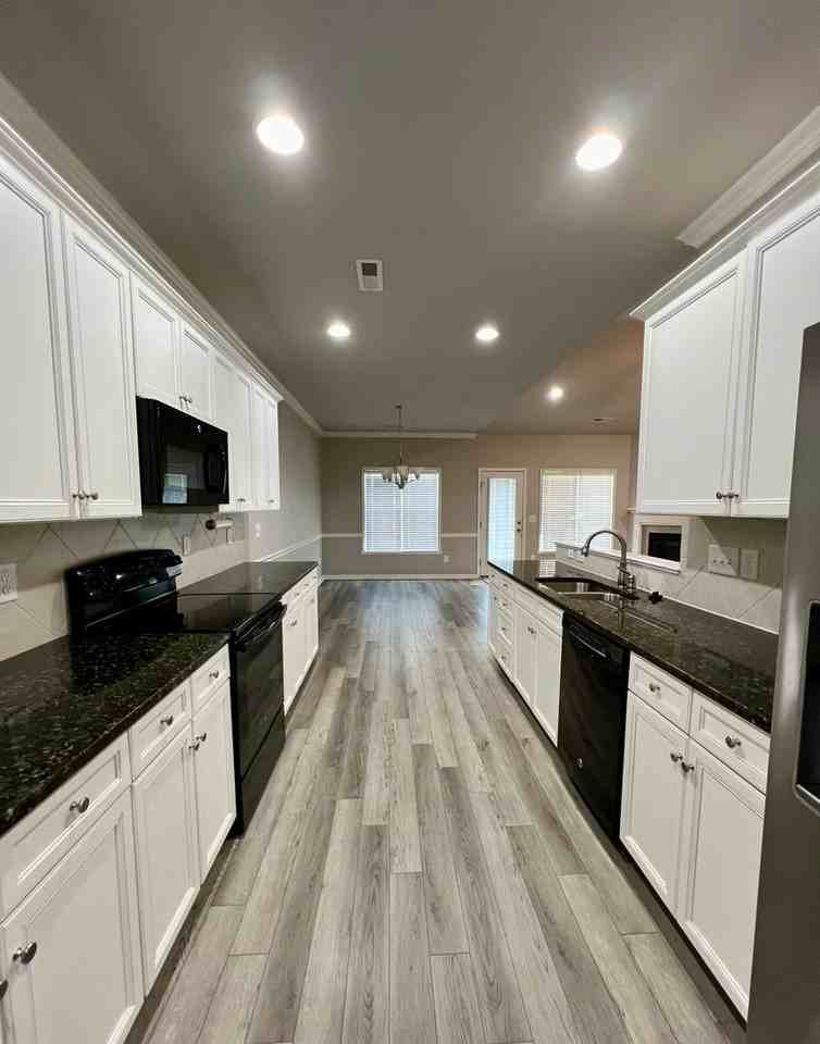 213 Slate Dr - Photo 7 of 31