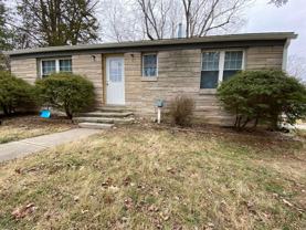 913 S Lincoln St - Photo 1 of 1