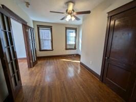 featured image of 5111 S Broadway
