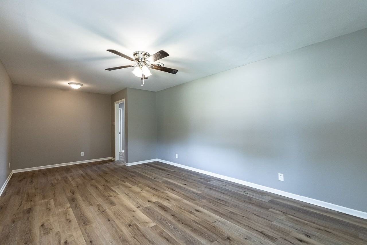 3510 47th St - Photo 3 of 16