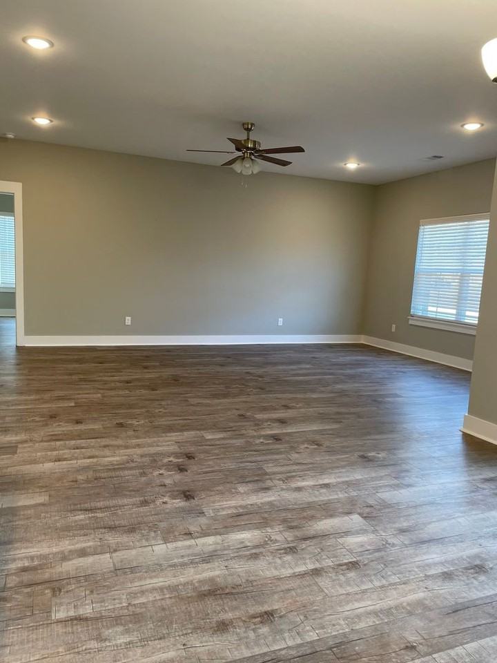 3652 Red Maple Way - Photo 5 of 20