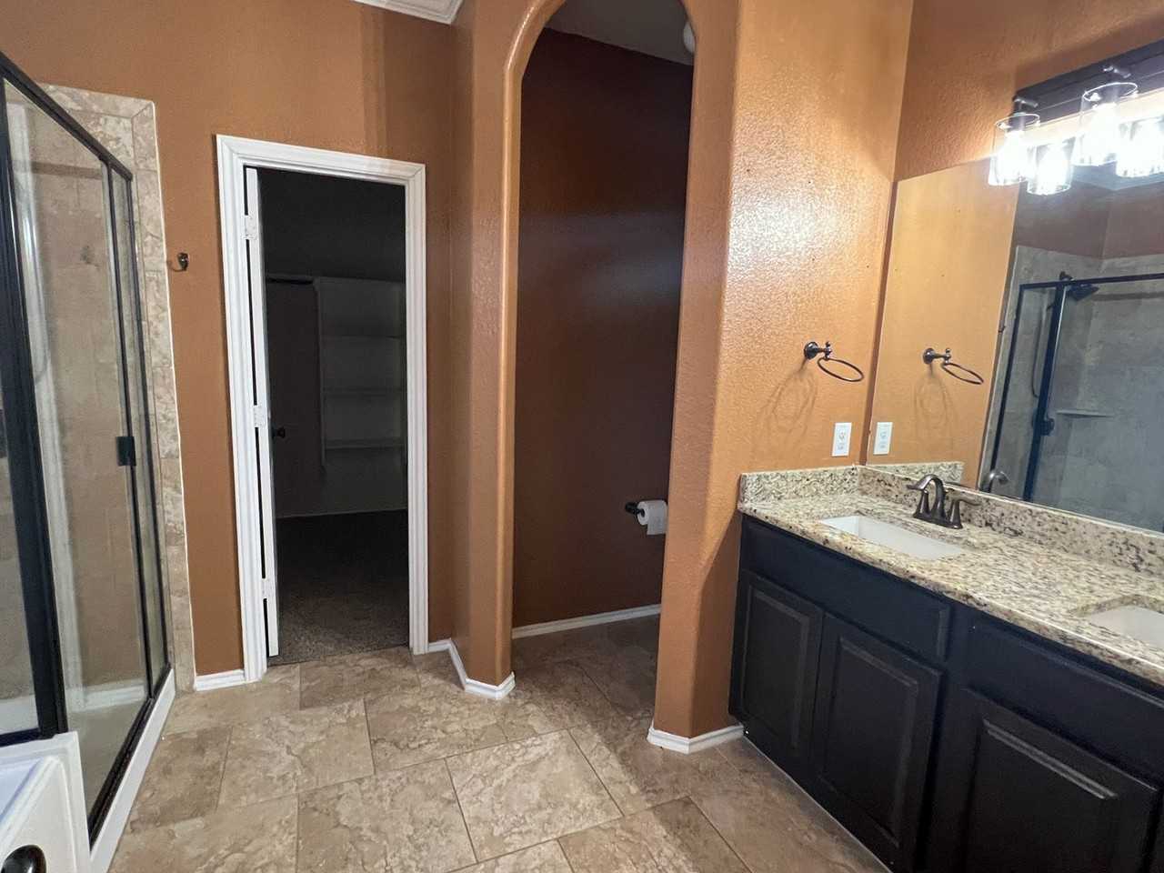 326 Briar Park Drive - Photo 7 of 12