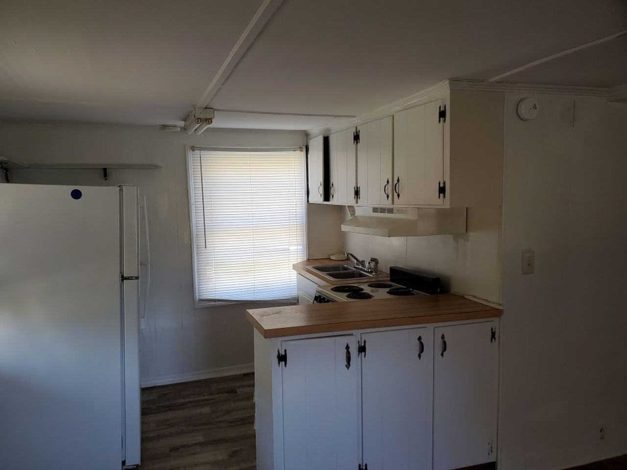 128 Little Creek Dr - Photo 2 of 5