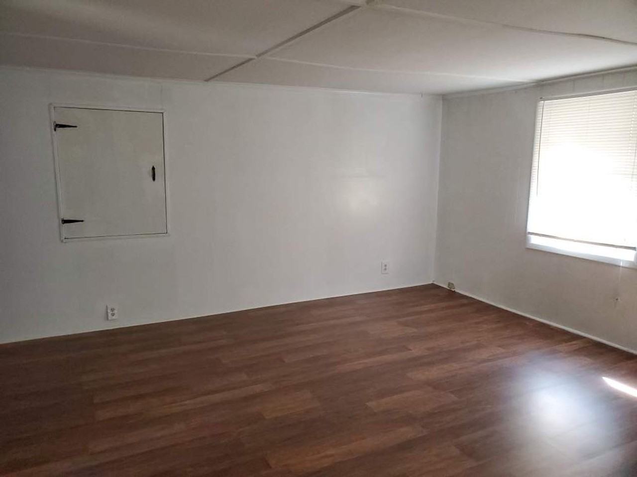 128 Little Creek Dr - Photo 3 of 5