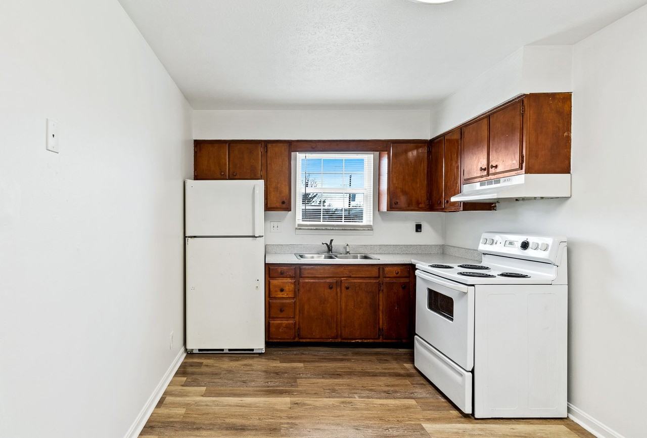 Foreman Apartments - Photo 4 of 29