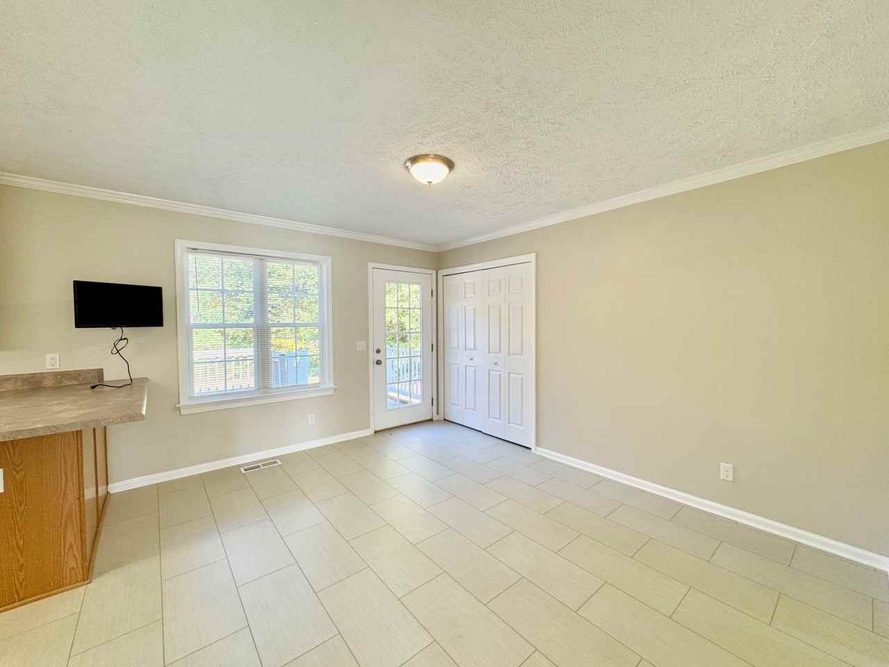 265 Canaan Church Rd - Photo 4 of 19