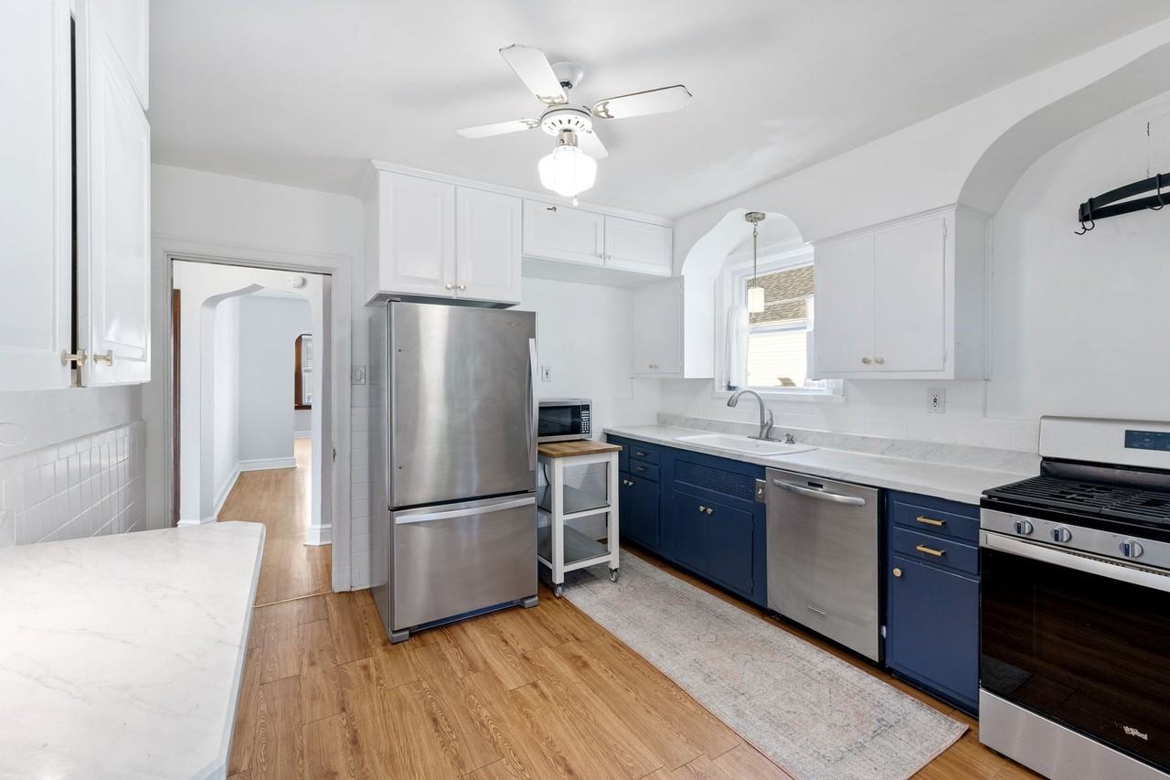 8511 Florence Ave - Photo 3 of 50