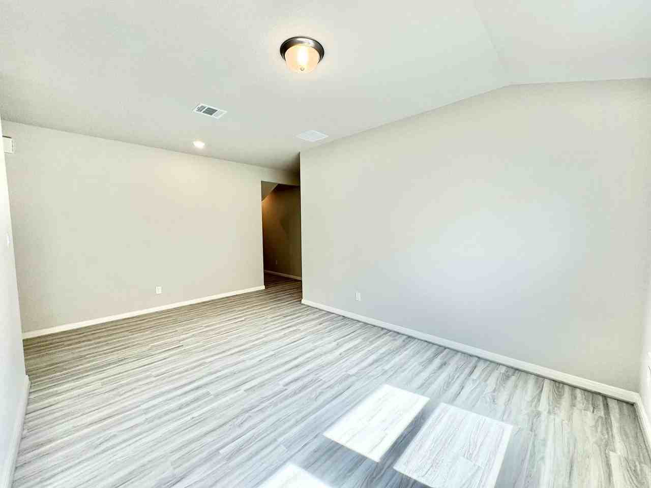 16935 Blaise Ter - Photo 6 of 40