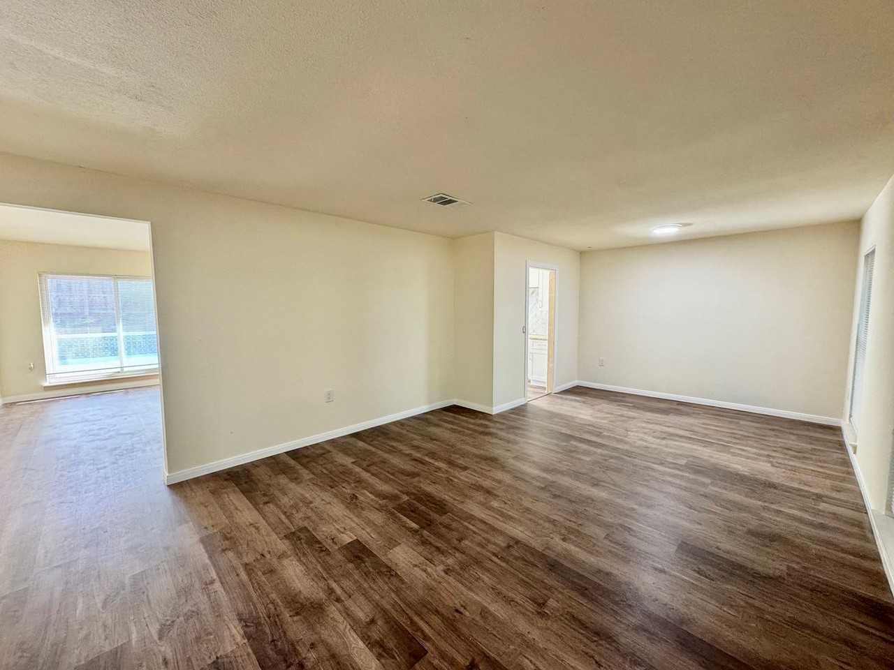 5806 Misty Gln - Photo 4 of 31