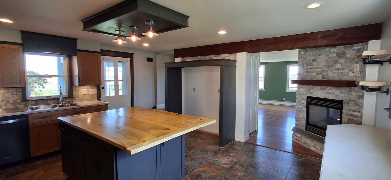 2513 Donegal Springs Rd - Photo 5 of 50
