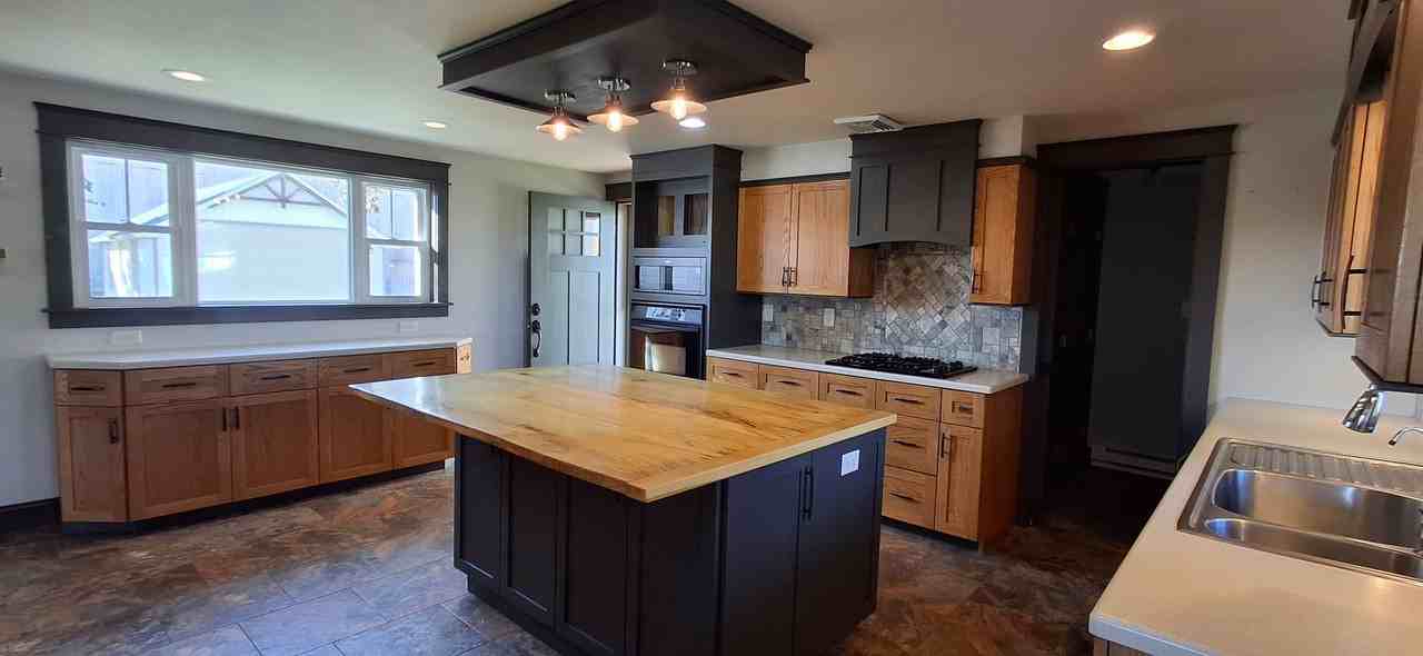 2513 Donegal Springs Rd - Photo 7 of 50