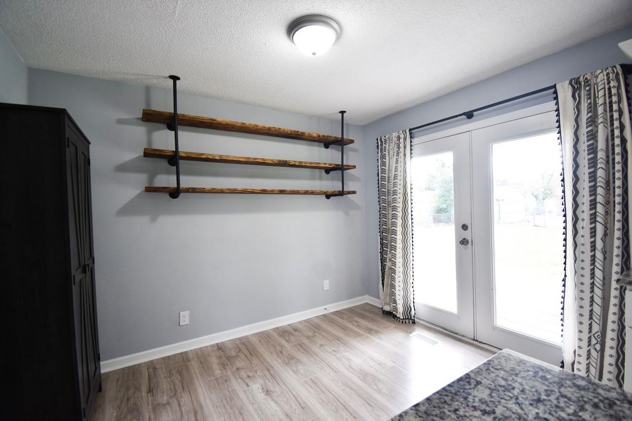 4715 Beaufort Dr - Photo 6 of 19