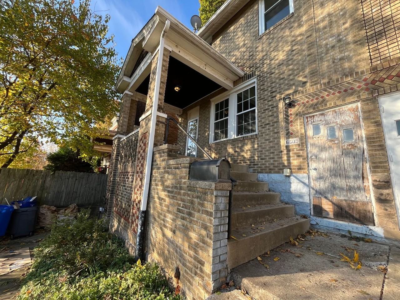 6609 Jackson St - Photo 2 of 18