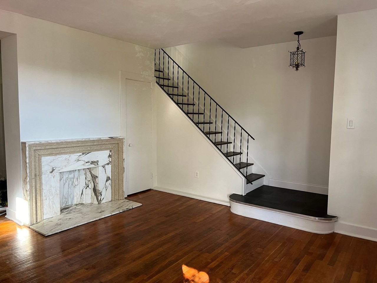 6609 Jackson St - Photo 3 of 18