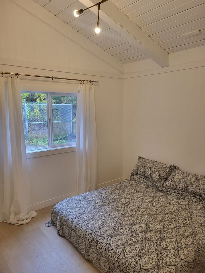 1406 Vella Rd #1 - Photo 3 of 12