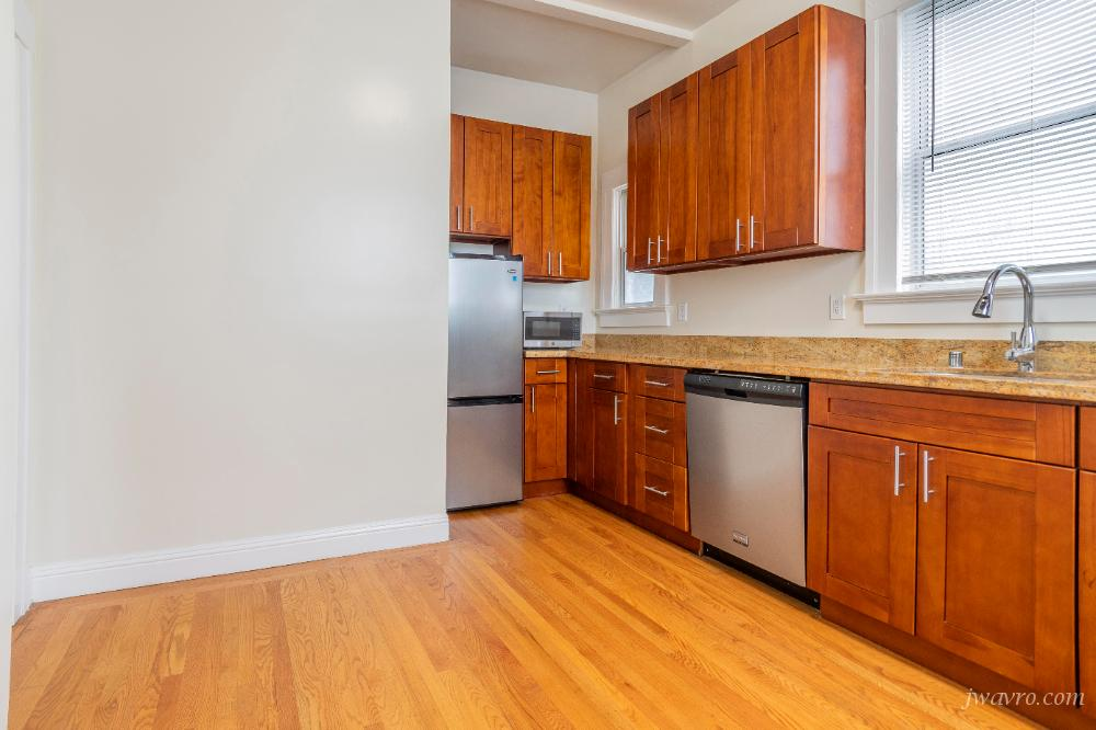 California Street & Polk Street, San Francisco, CA 94109 Studio