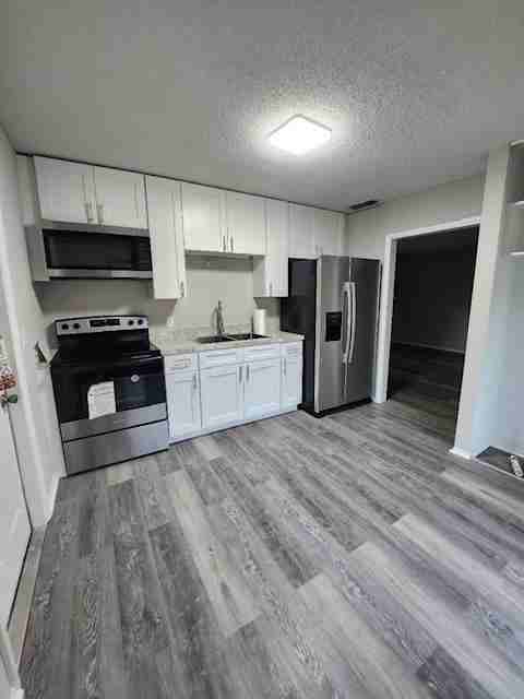 226 S 4th St - Photo 6 of 23