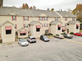 featured image of 310 Ardale Dr #1B