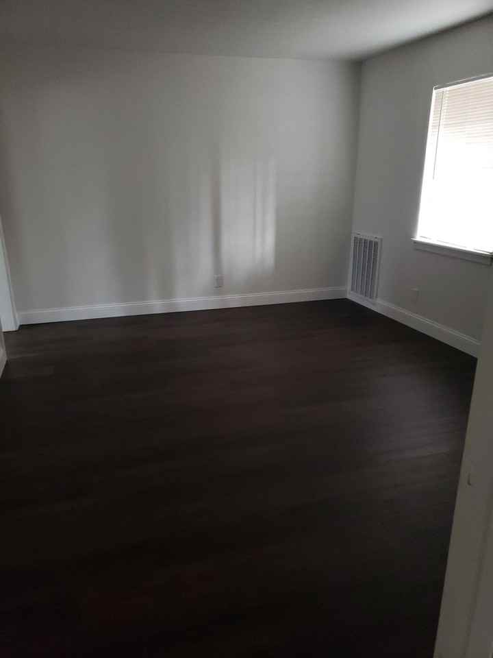 4461 El Paso St - Photo 3 of 4