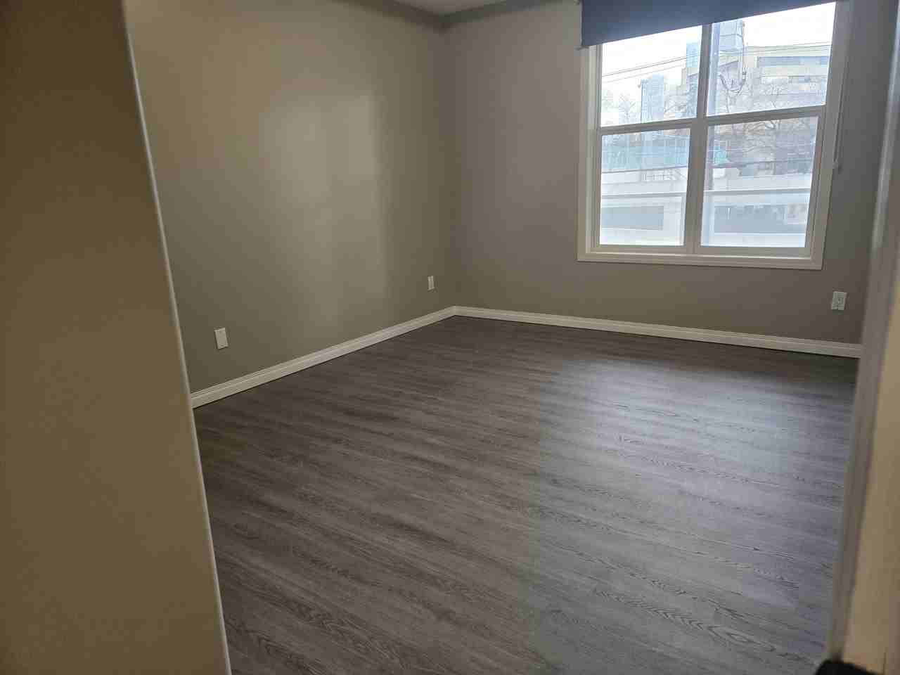 Brandon Court - Photo 2 of 31