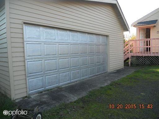 565 Sand Dune Ave SW - Photo 2 of 10