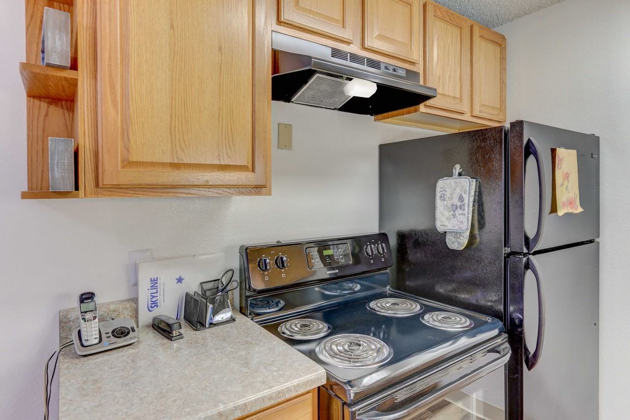 Hampden Village Apartments - Photo 6 of 35