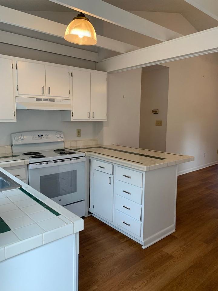 4105 Bear Ct - Photo 7 of 21