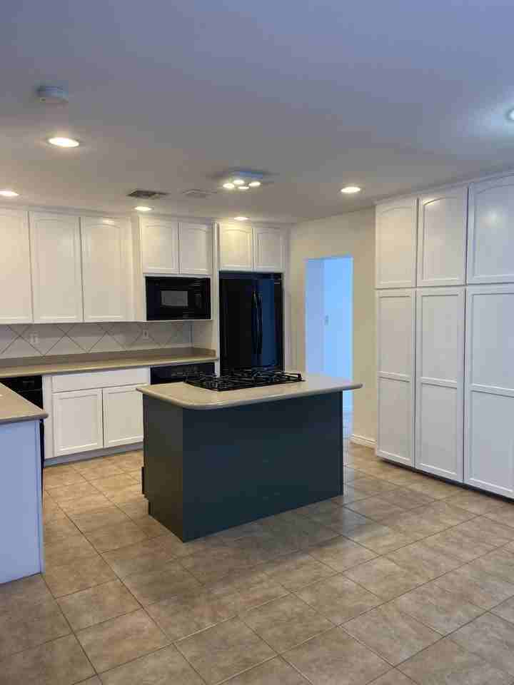 8308 E Turney Ave - Photo 6 of 19