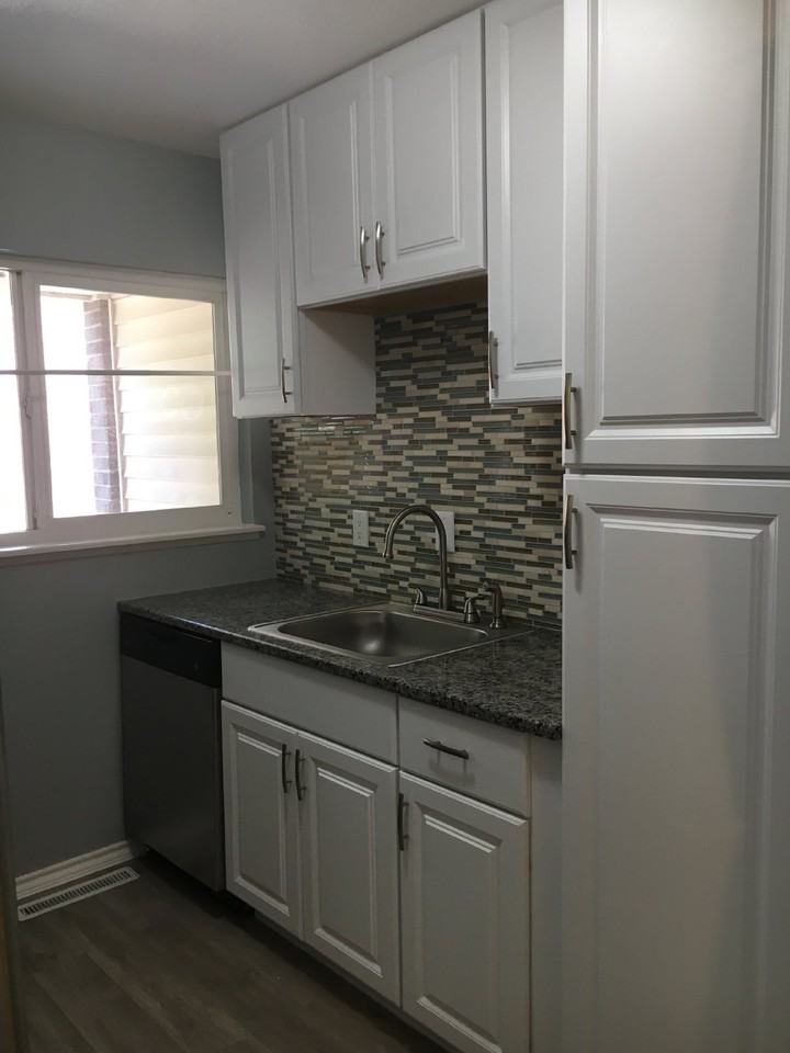 8075 Wolff St Unit L - Photo 5 of 16
