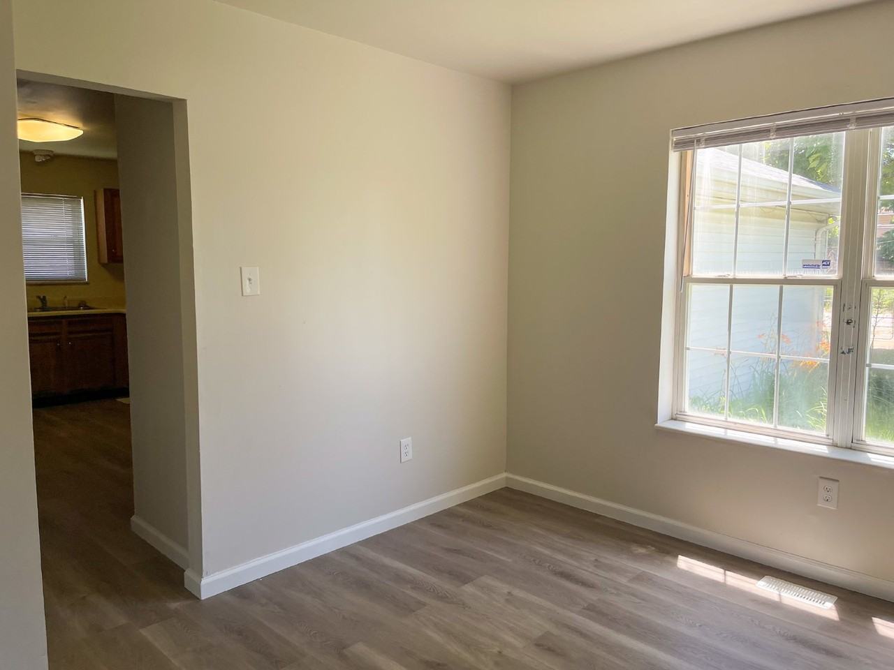 4312 W Belle Pl - Photo 3 of 12