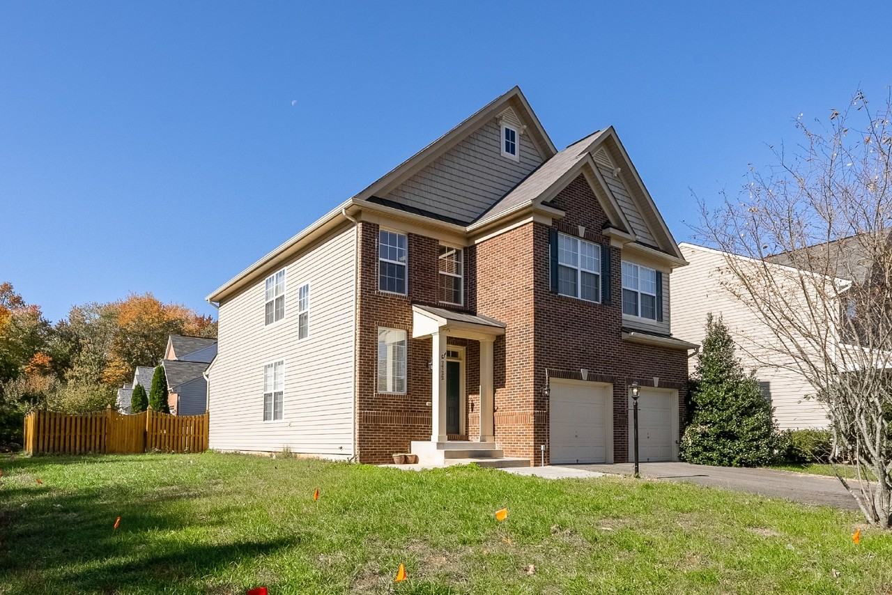 7722 Yalta Way - Photo 2 of 42