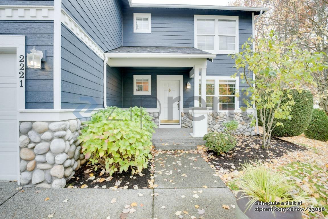 2221 Se 2nd Ct - Photo 4 of 27