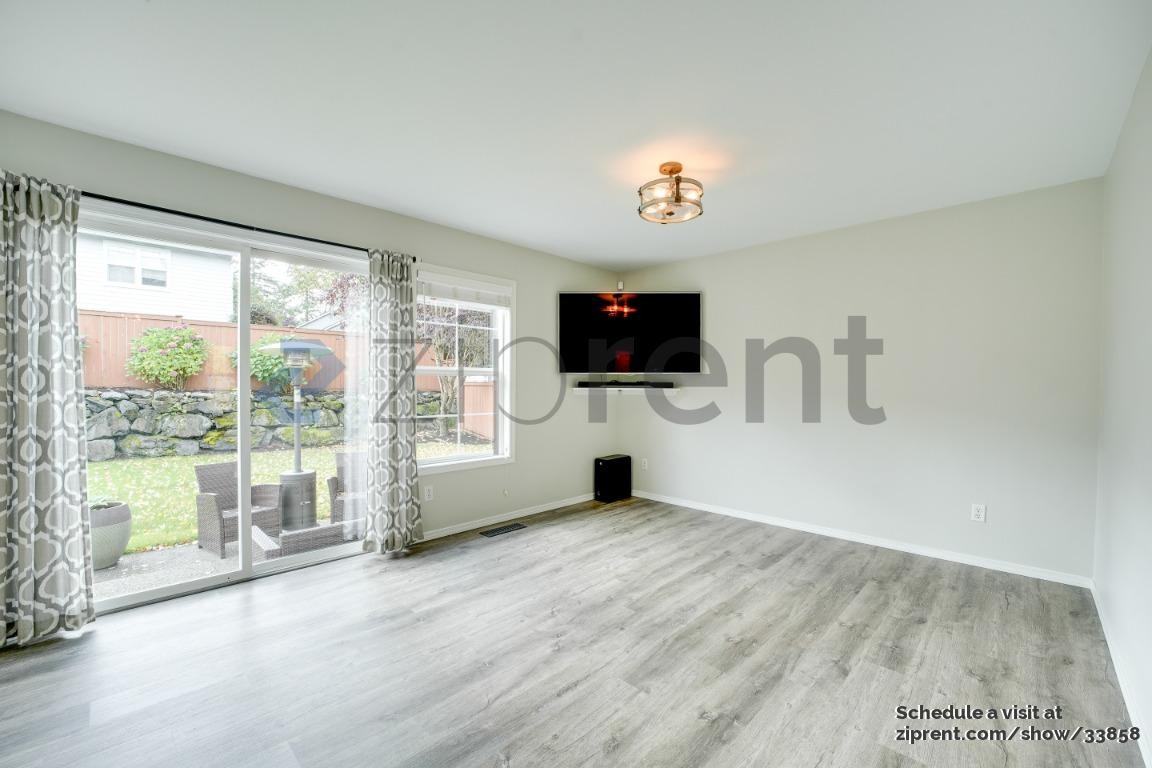 2221 Se 2nd Ct - Photo 7 of 27