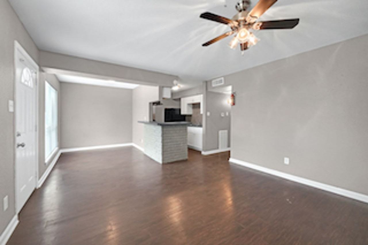 3031 Sumpter St - Photo 3 of 19