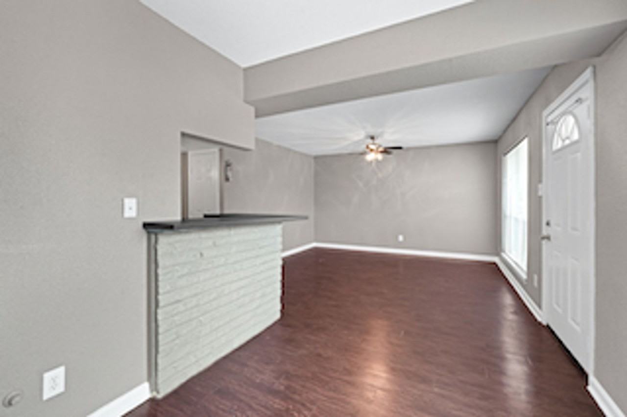 3031 Sumpter St - Photo 4 of 19