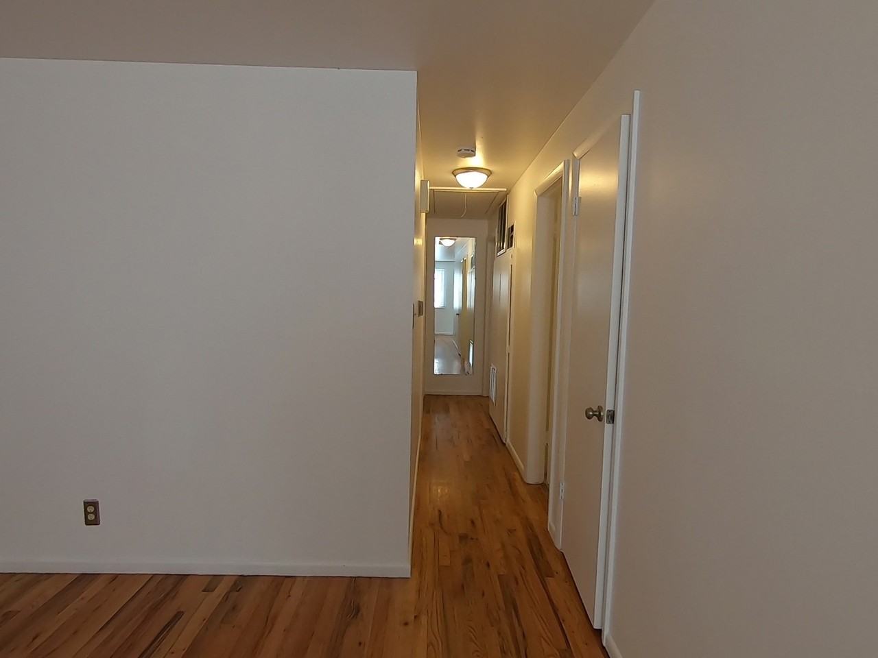 3390 Euclid Ave - Photo 7 of 19