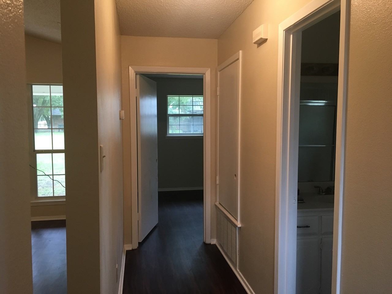 2015 Ashley Dr - Photo 3 of 13