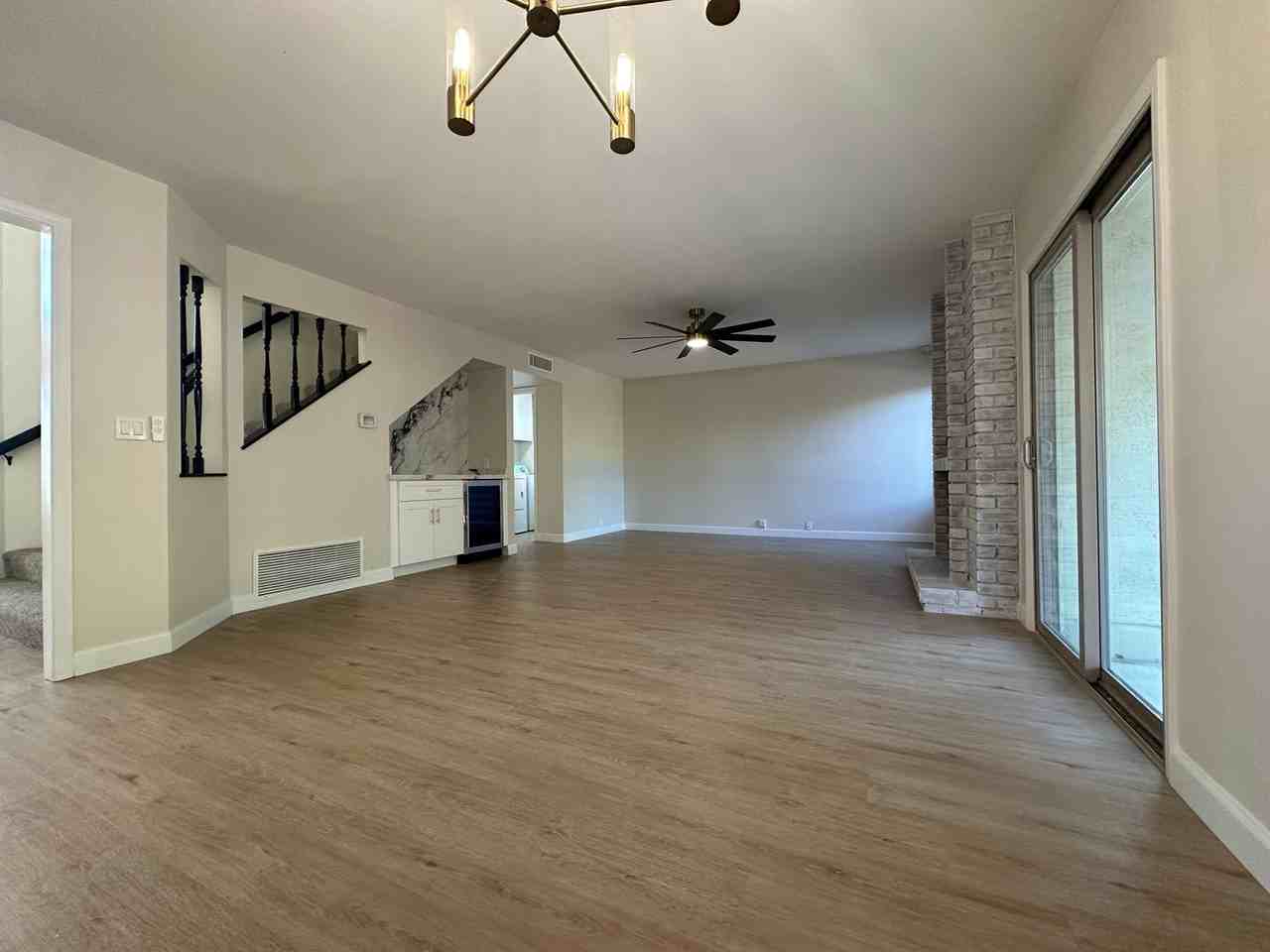 5670 E Hartford Ave - Photo 6 of 28