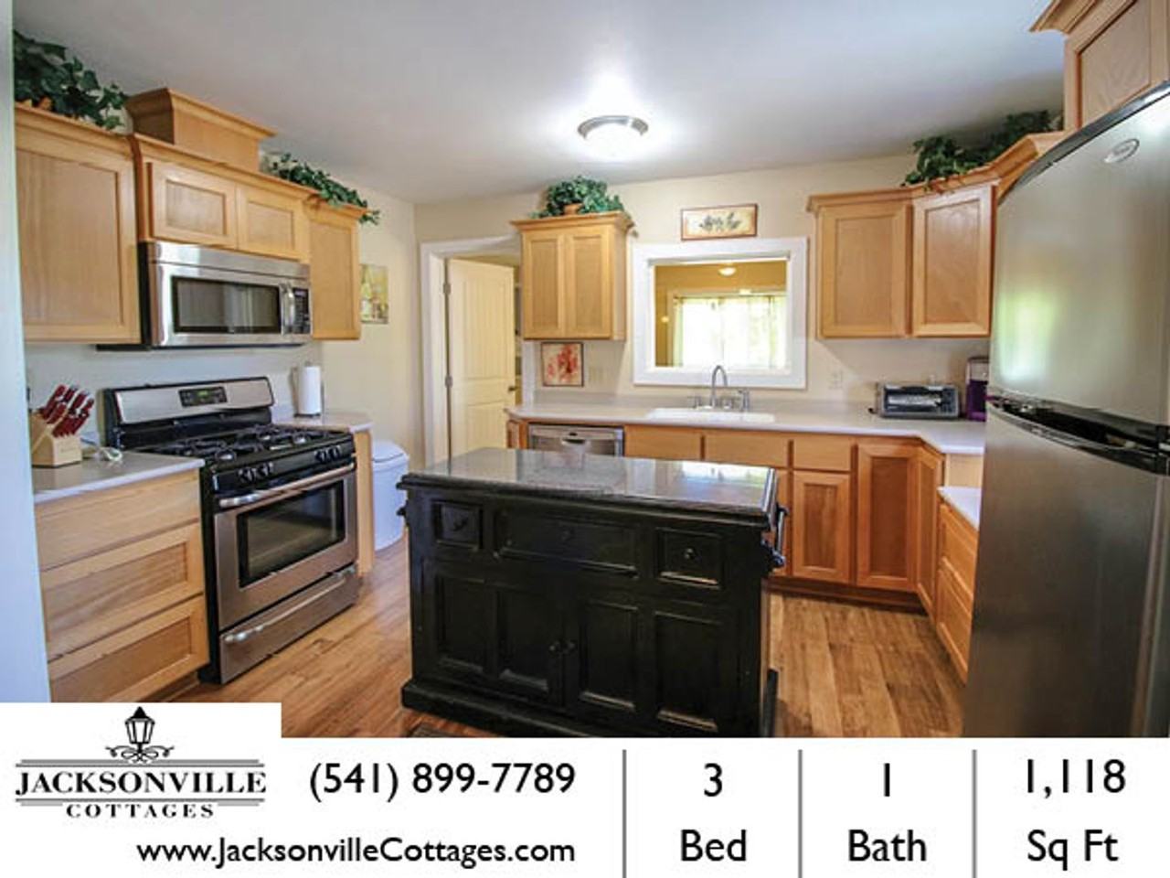 355 W Oak St - Photo 4 of 31