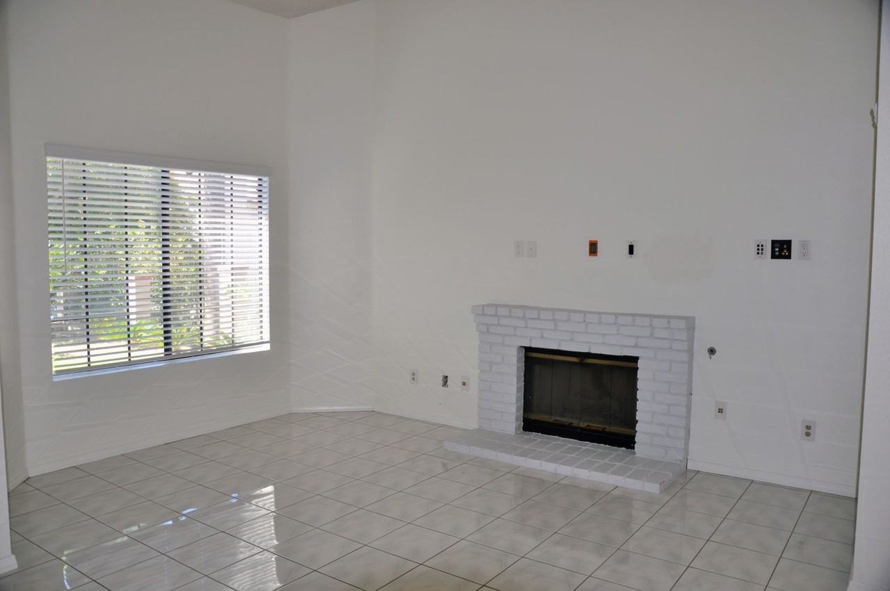 3354 Dynelo Ave - Photo 7 of 30