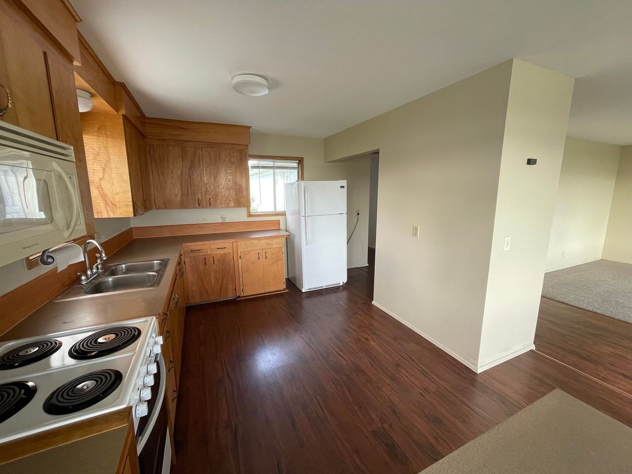 711 Se Bayshore Dr - Photo 7 of 11