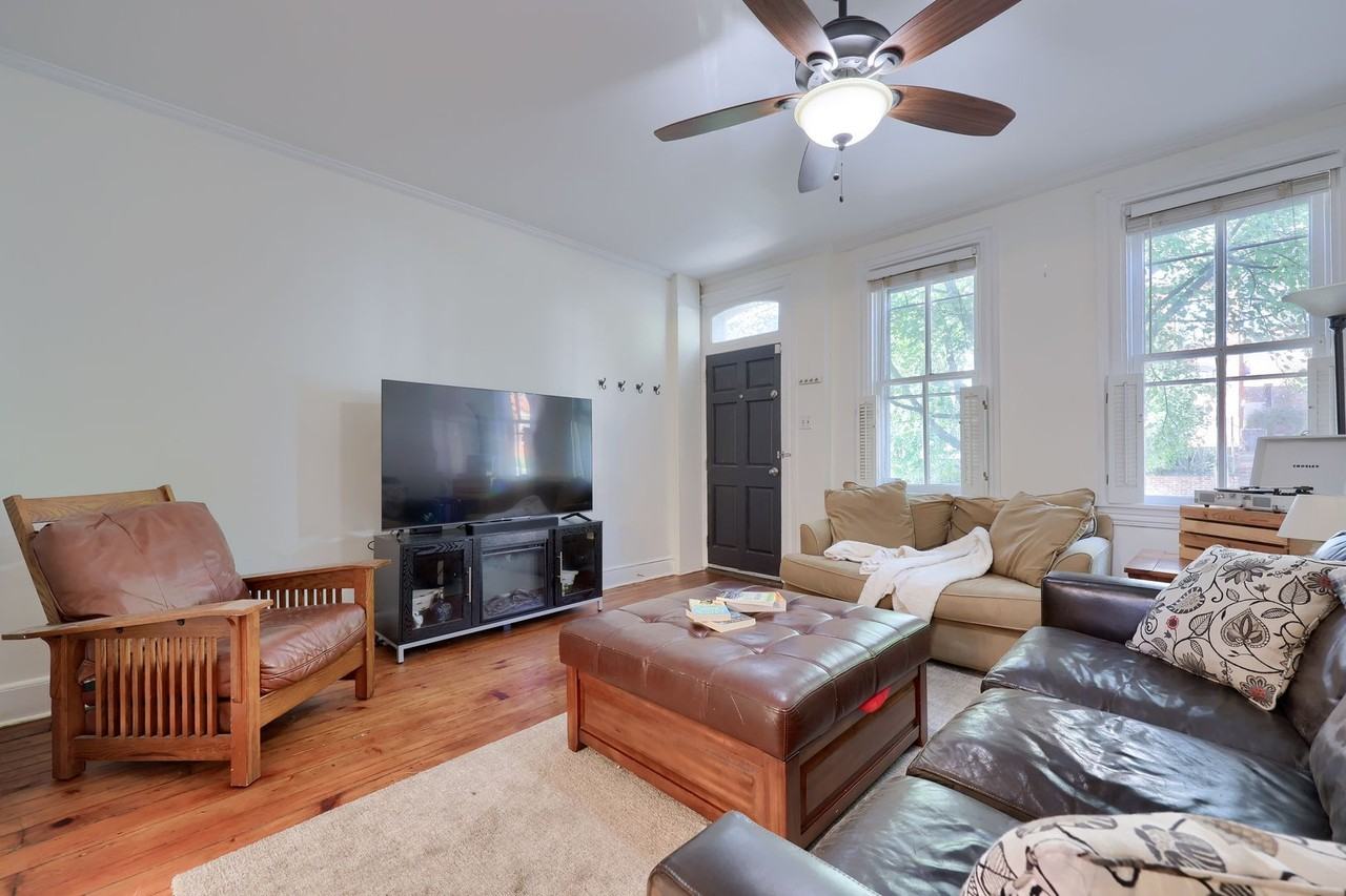 119 1/2 N Charlotte St - Photo 3 of 10