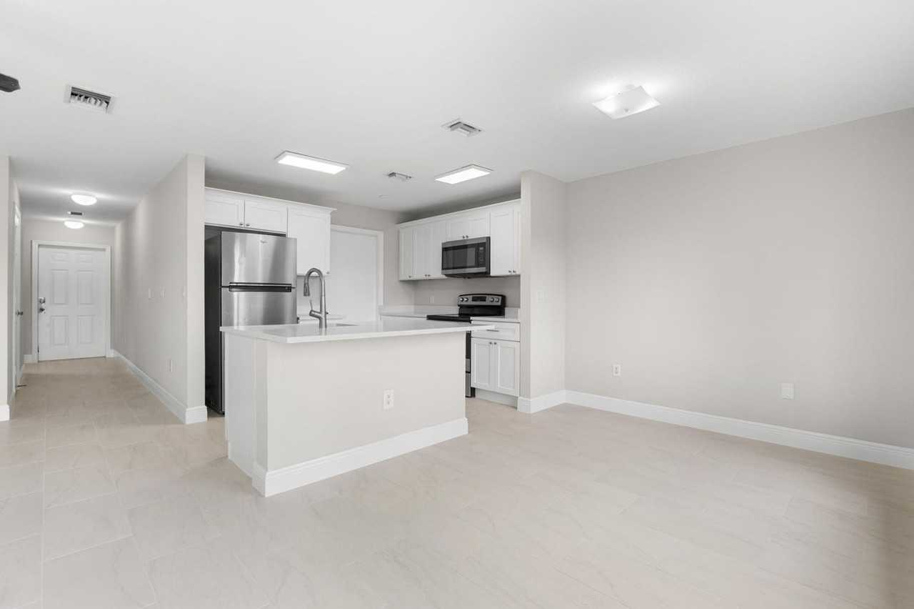 6728 Old Farm Trl - Photo 2 of 21