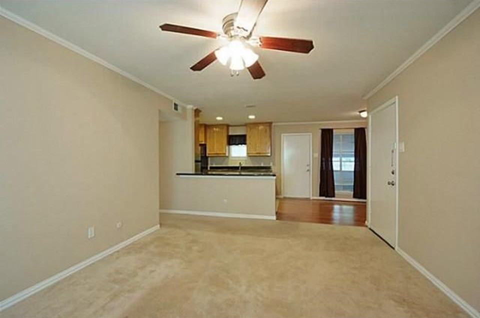 10594 High Hollows Dr #290 - Photo 5 of 18